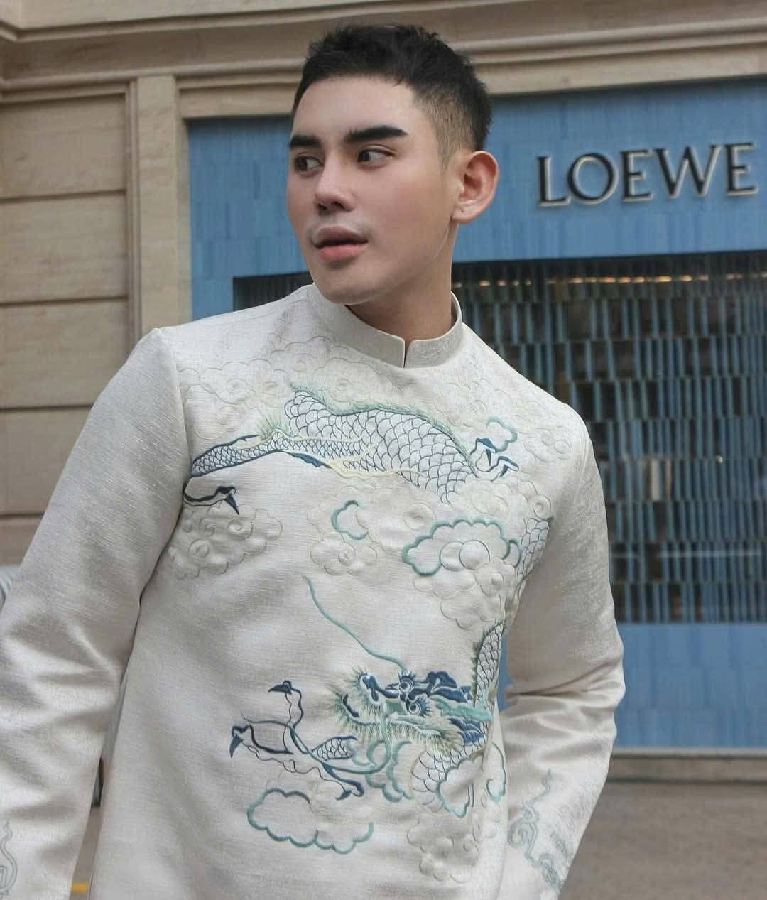 White Embroidered Ao Dai for Men /Groom Ao Dai/Vietnamese Lunar New Year Outfit B207