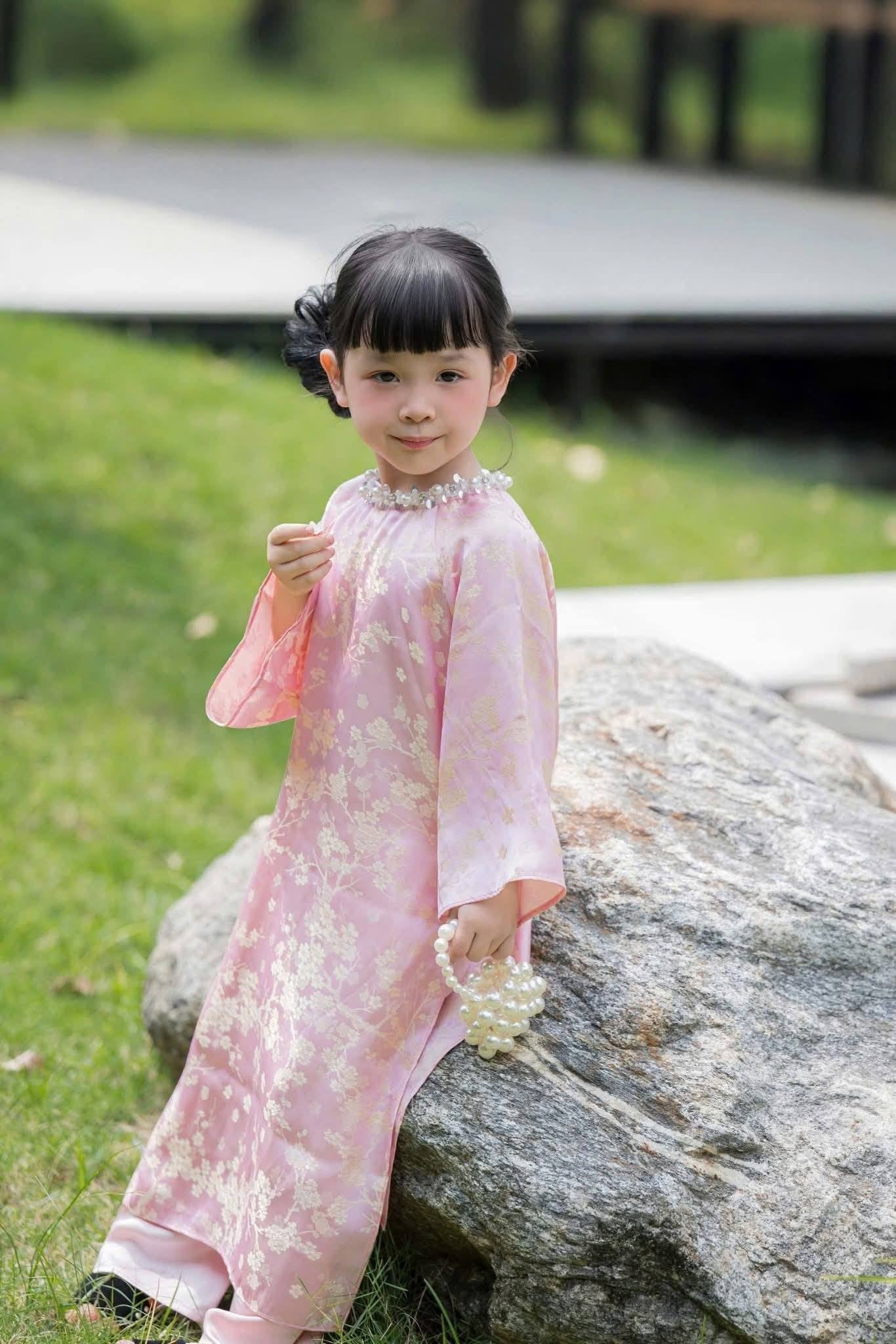 Matching Mom And Daughter Pink Ao Dai Set Lua To Tam Van Nam Loose Style/Lunar New Year 2026 MB1