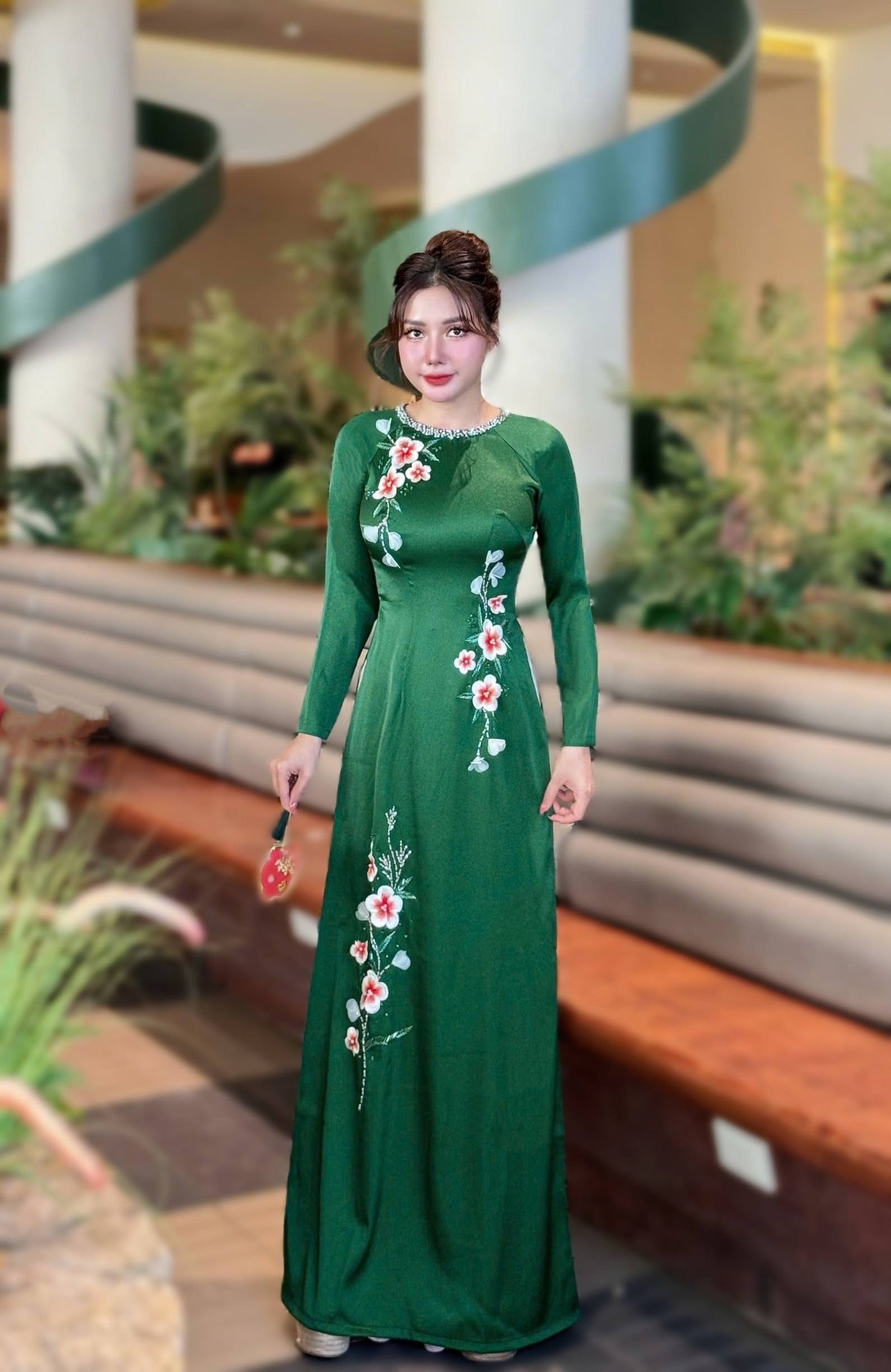 MOC CHAU Ao Dai Lua/ White Pants B297