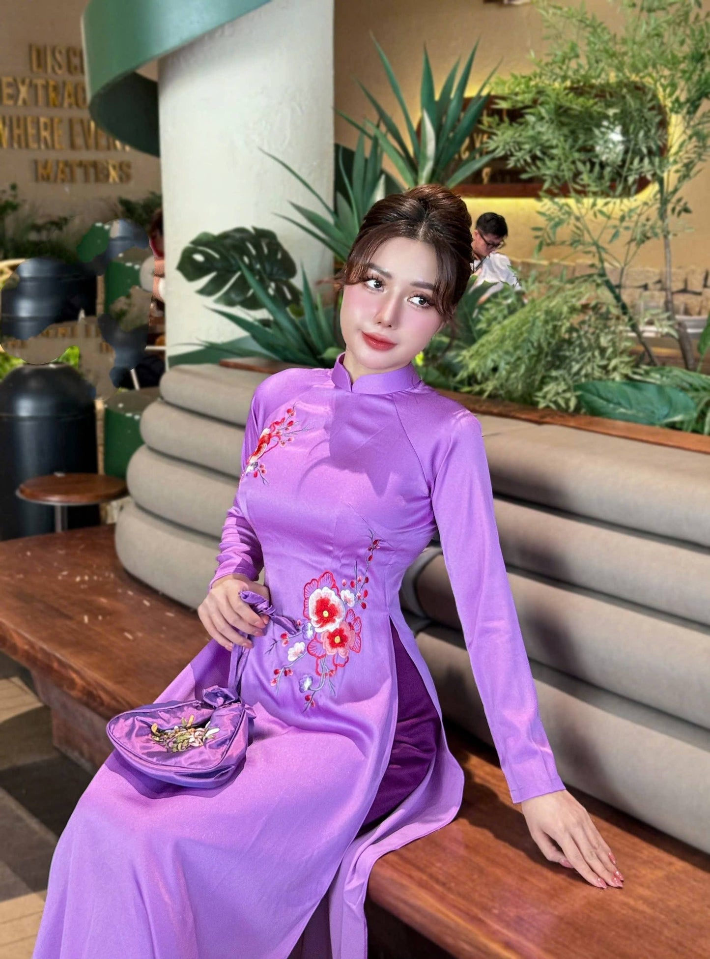 Set Ao Dai Lua Tô Chau with Dark Purple Pants/ DS49