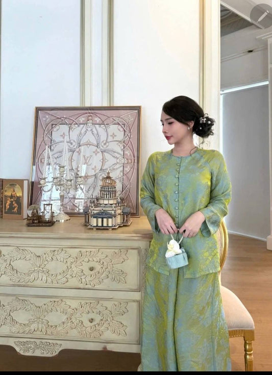 Ao Ba Ba Set: Modern Vietnamese Phap Phuc with Pants G346