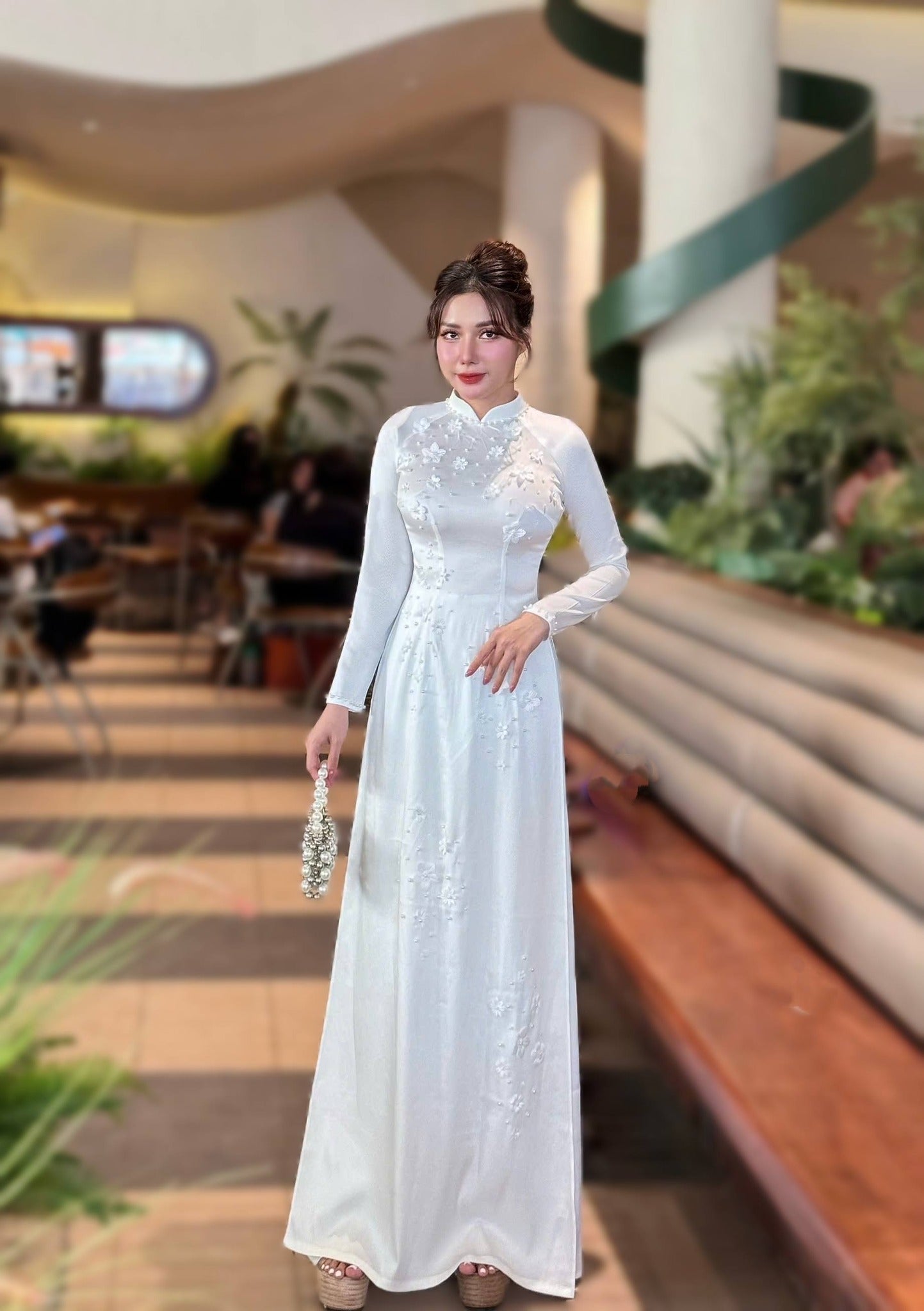 VAN THU Set Ao Dai Lua To Chau White Color/ TT201
