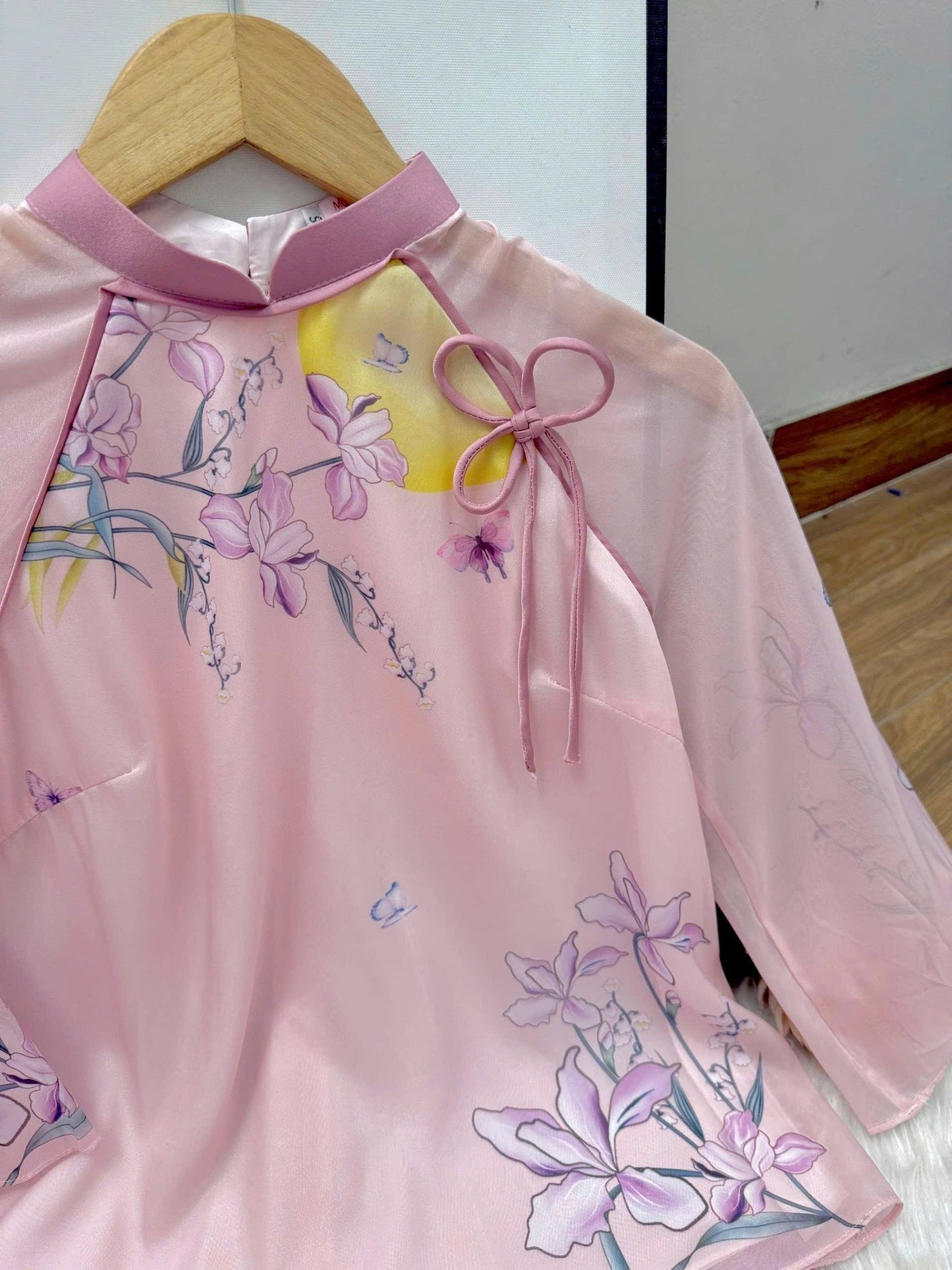 Ao Ba Ba Set: Modern Vietnamese Phap Phuc with Pants B270
