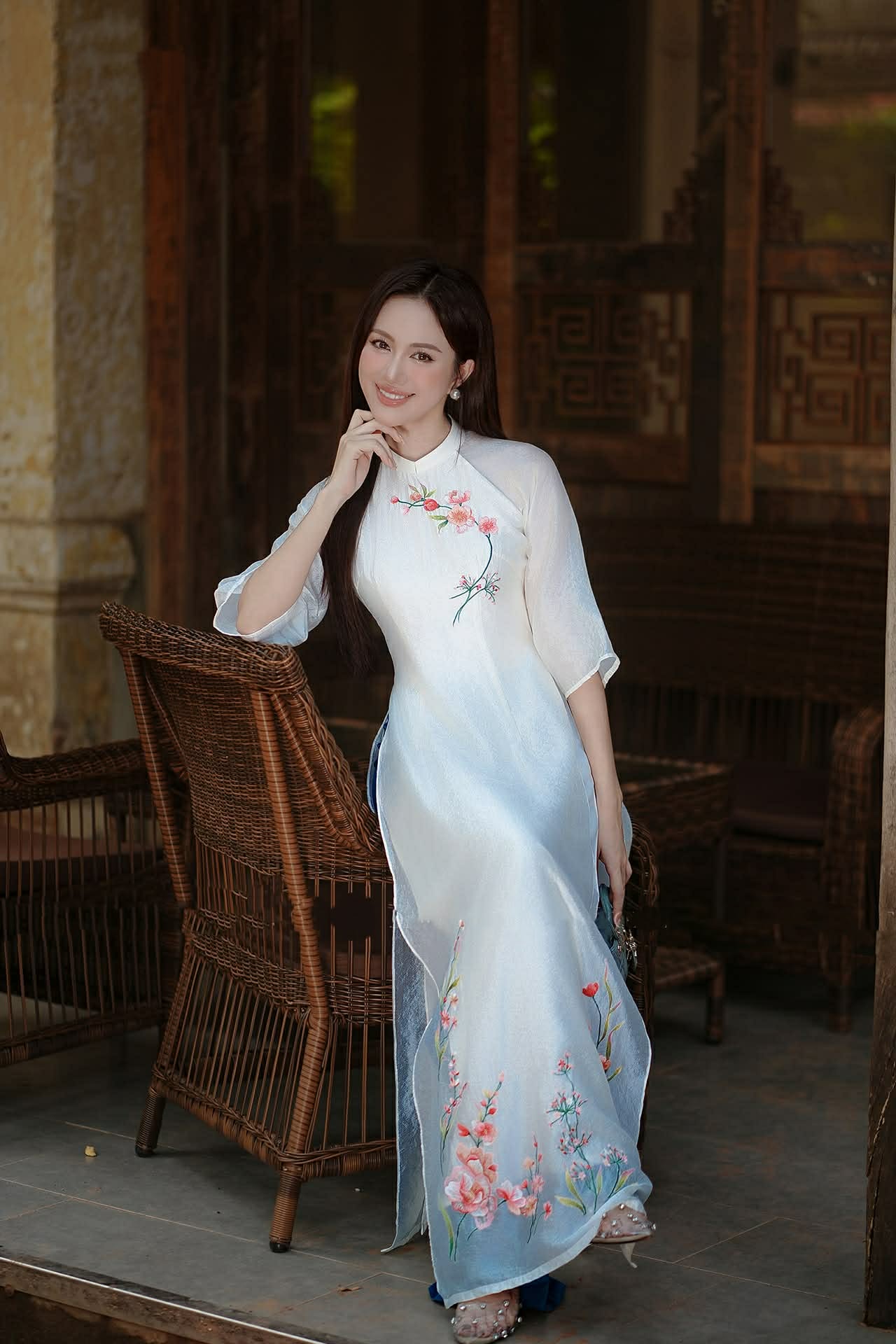 Floral Ao Dai Set White Color/ Vietnamese Traditional Dress with Blue Pants/ B238