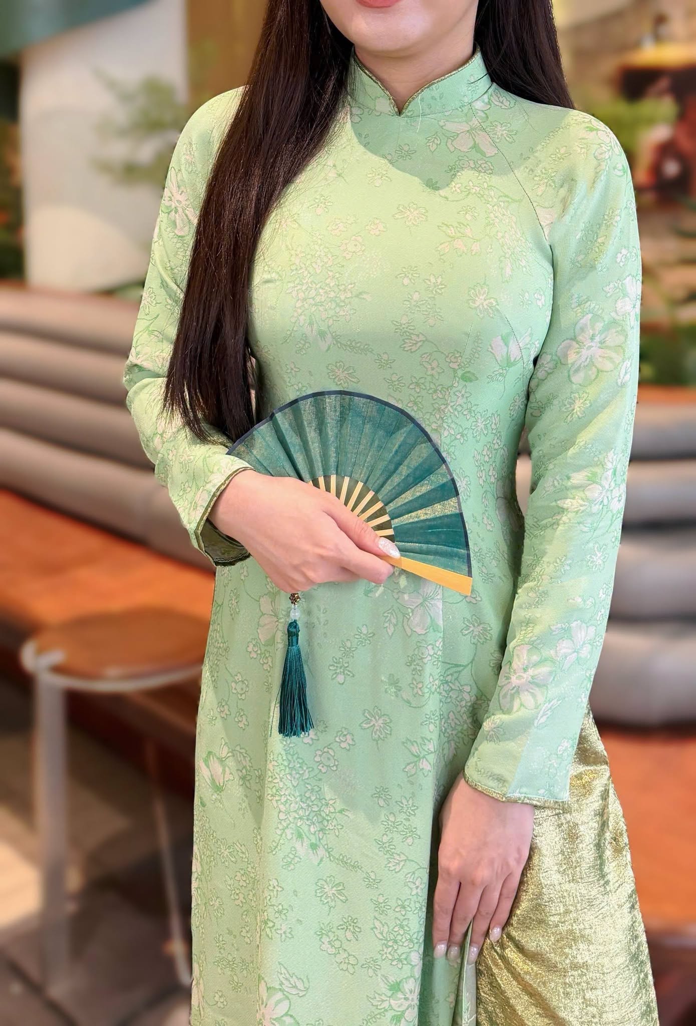 THIEN LY Pastel Green Floral Ao Dai for Women with Shimmering Metallic green Pants/Traditional Vietnamese Dress / B274