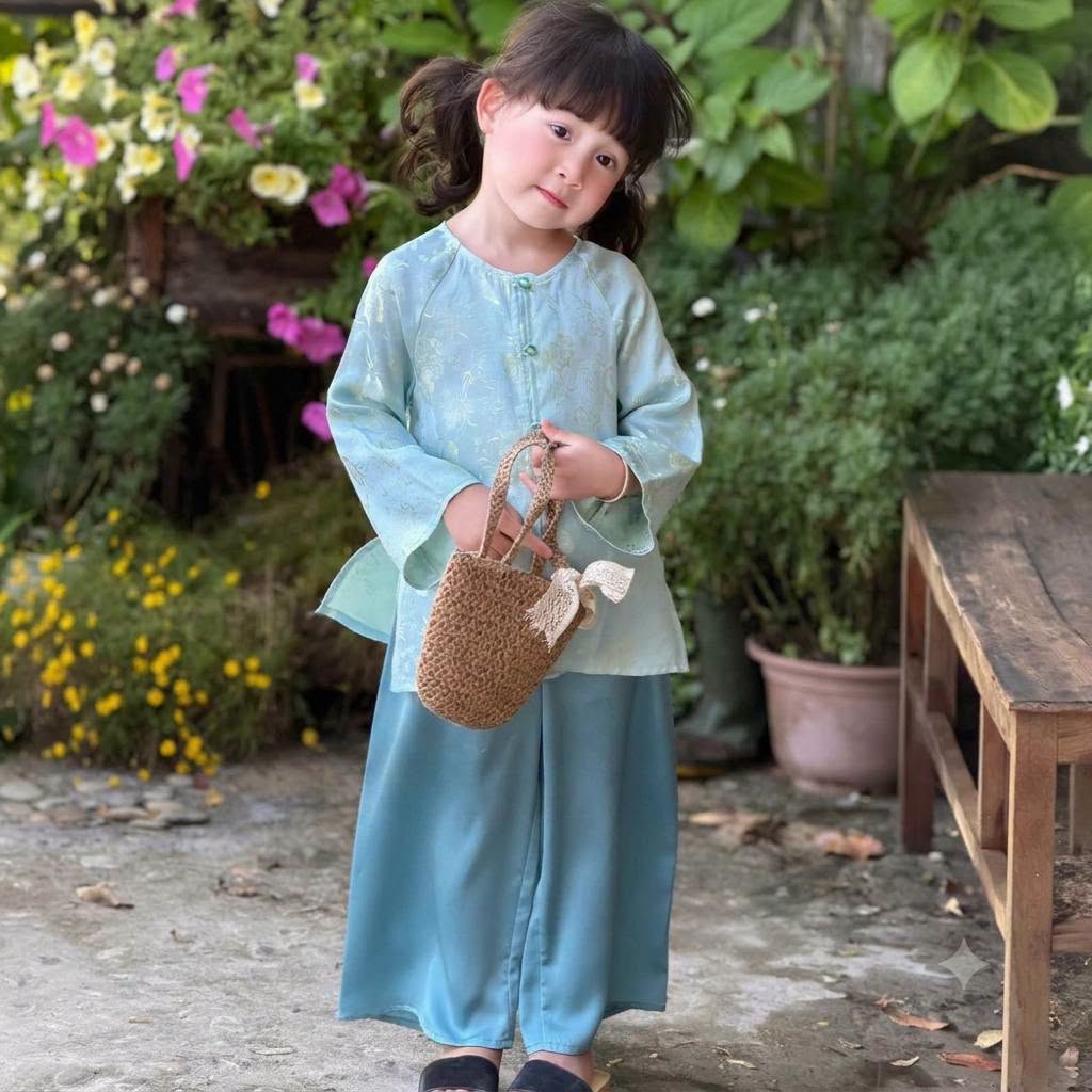 Girls Floral Ao Ba Ba Cach Tan (2 colors)/ Pink and Blue Colors with pants/Vietnamese Lunar New Year Outfit TT55