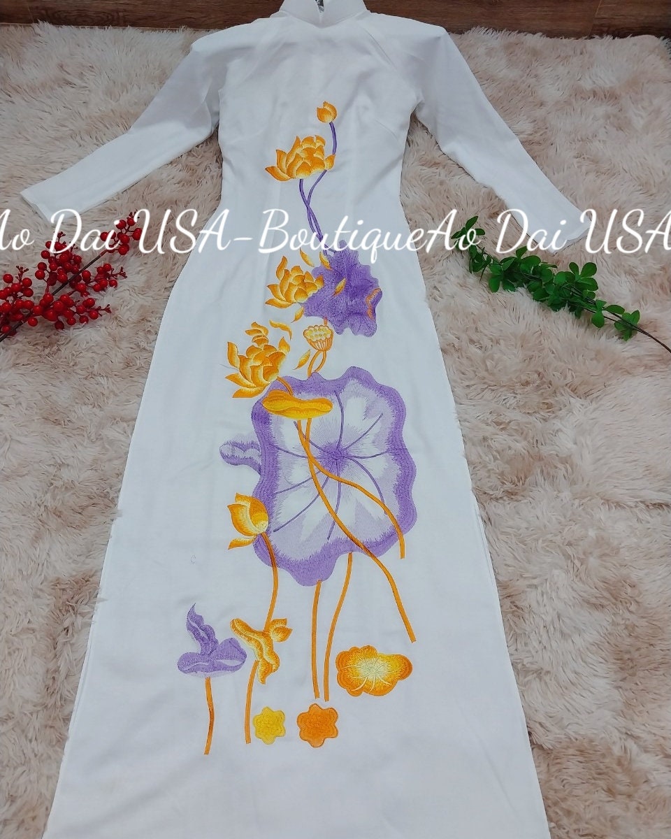 Ao dai Embroidered lotus flower White Color- DS18