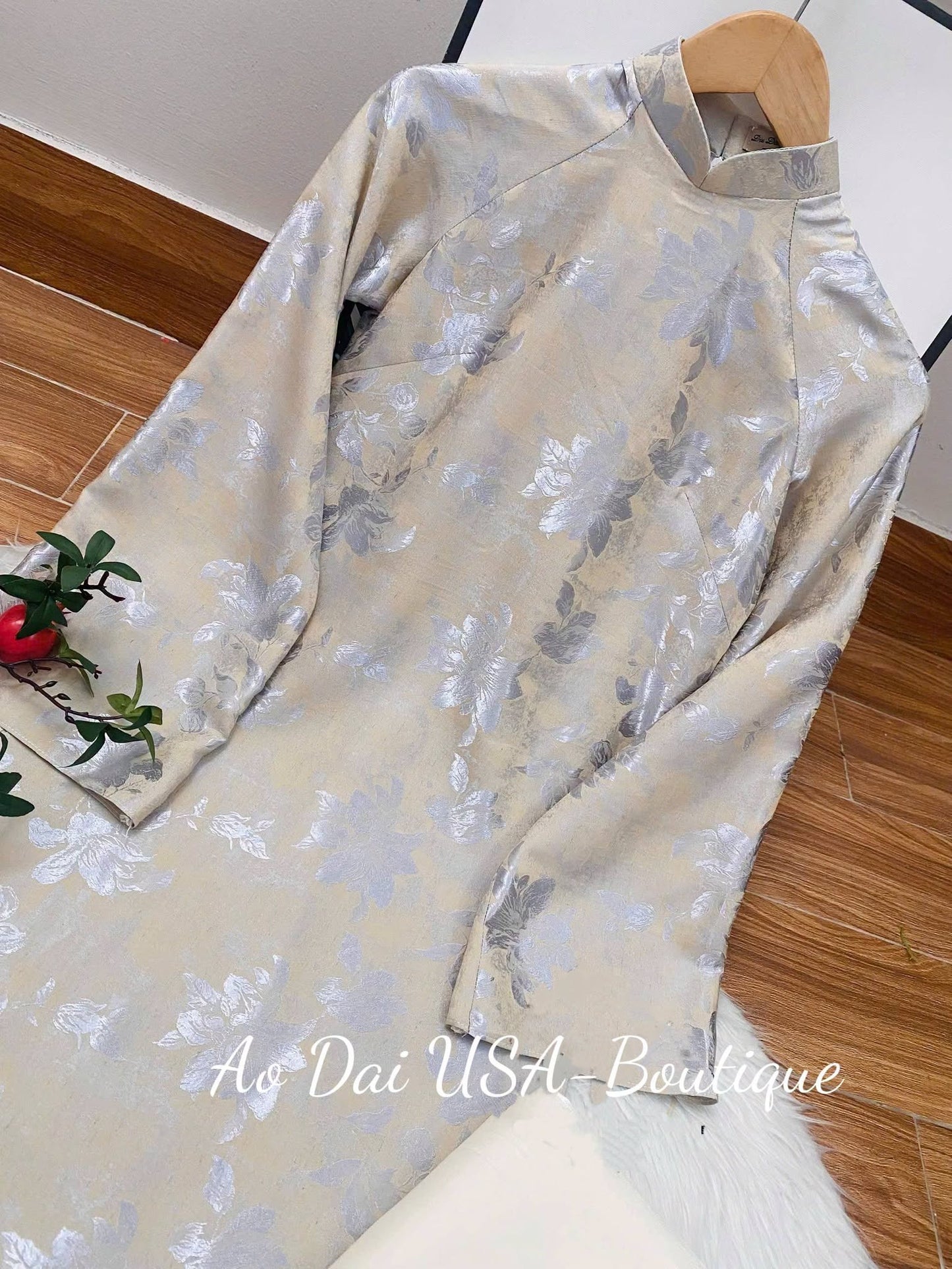 HOA BICH Set Ao Dai To Tam Van Nam Design For Women Light Champagne Gold Color/Loose Style For Women /pants included/ CT283