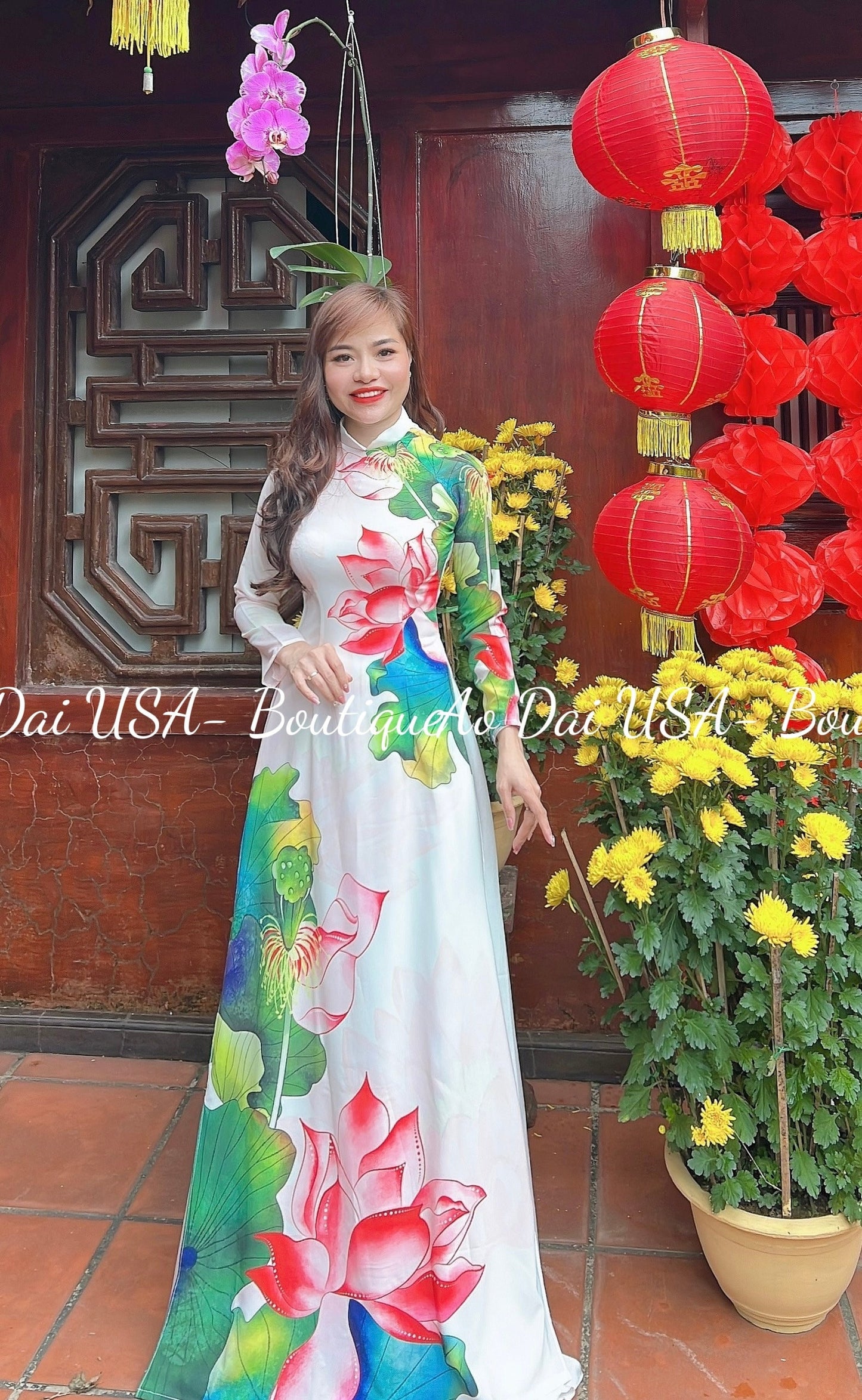 Thai Tuan Ao Dai/lua Thai Tuan In/Ao Dai for her-Flower modernized Ao Dai set| Pants included.