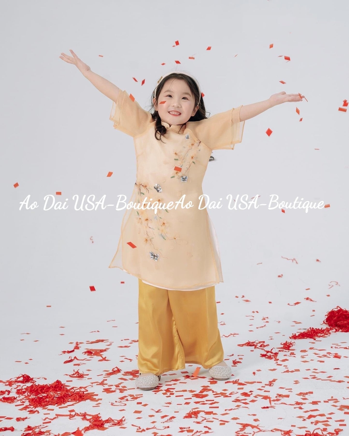 Set Ao Dai Mẹ và be Gai matching mom and girls- Pants included B284