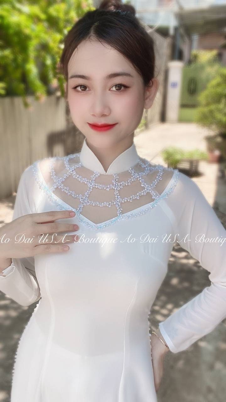 Set White design ao dai/Chiffon Design with Crystal /double length for dress and pants/Ao dài ready to ship,Vietnamese ao dai.