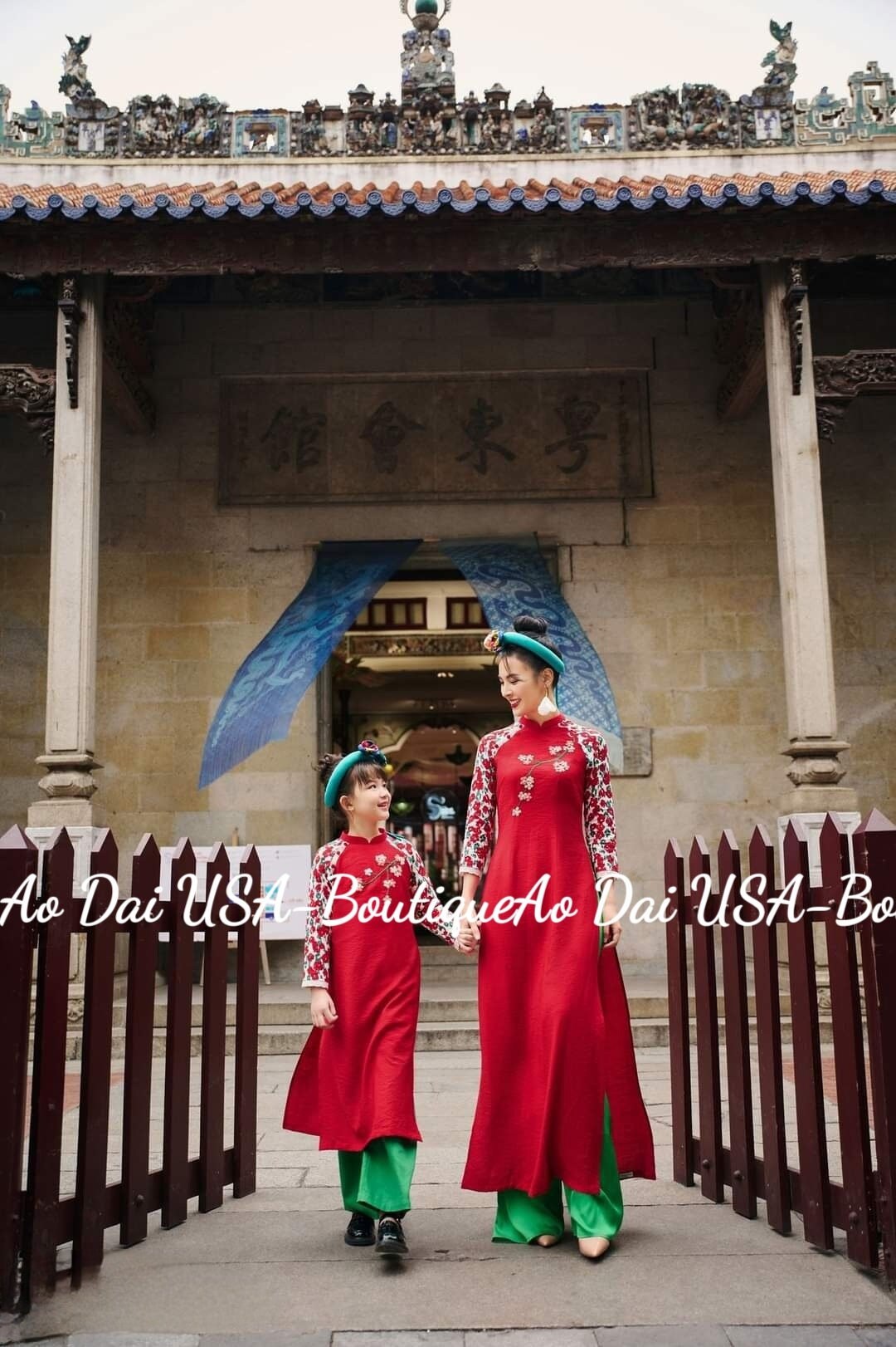 Set Ao Dai Mẹ và be Gai matching -Pants included B278