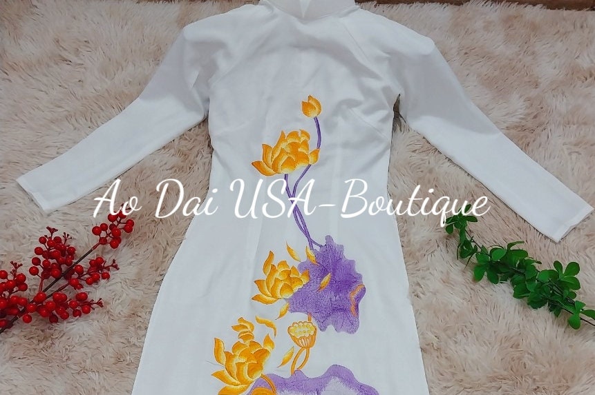 Ao dai Embroidered lotus flower White Color- DS18