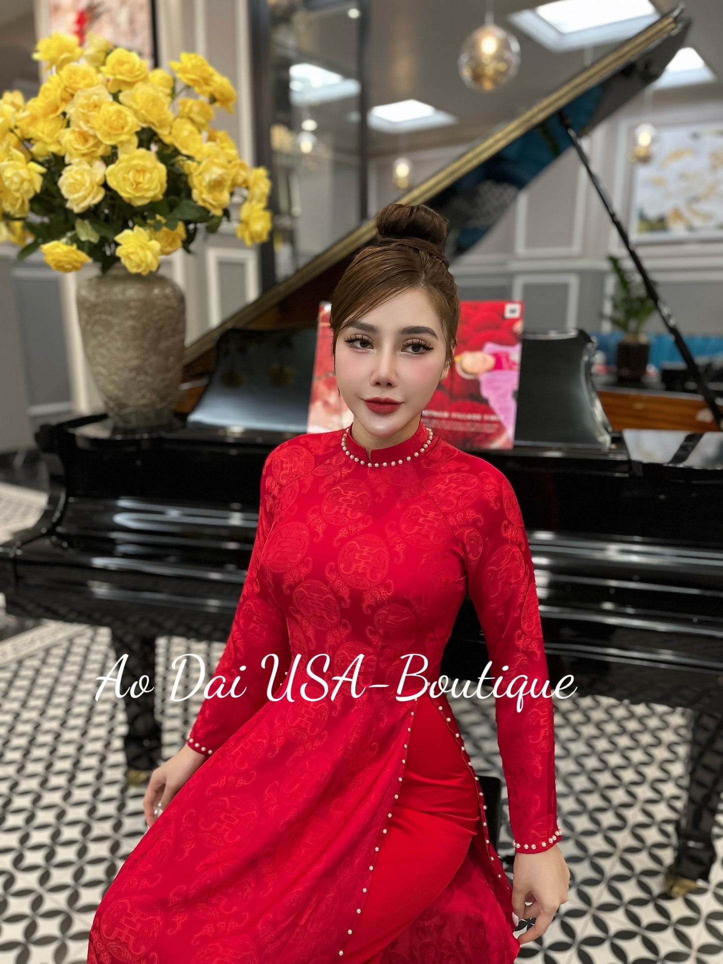 Ao Dai Lua Tơ tằm Tho Dơi Thái Tuấn- Red color design with pearl- TT85