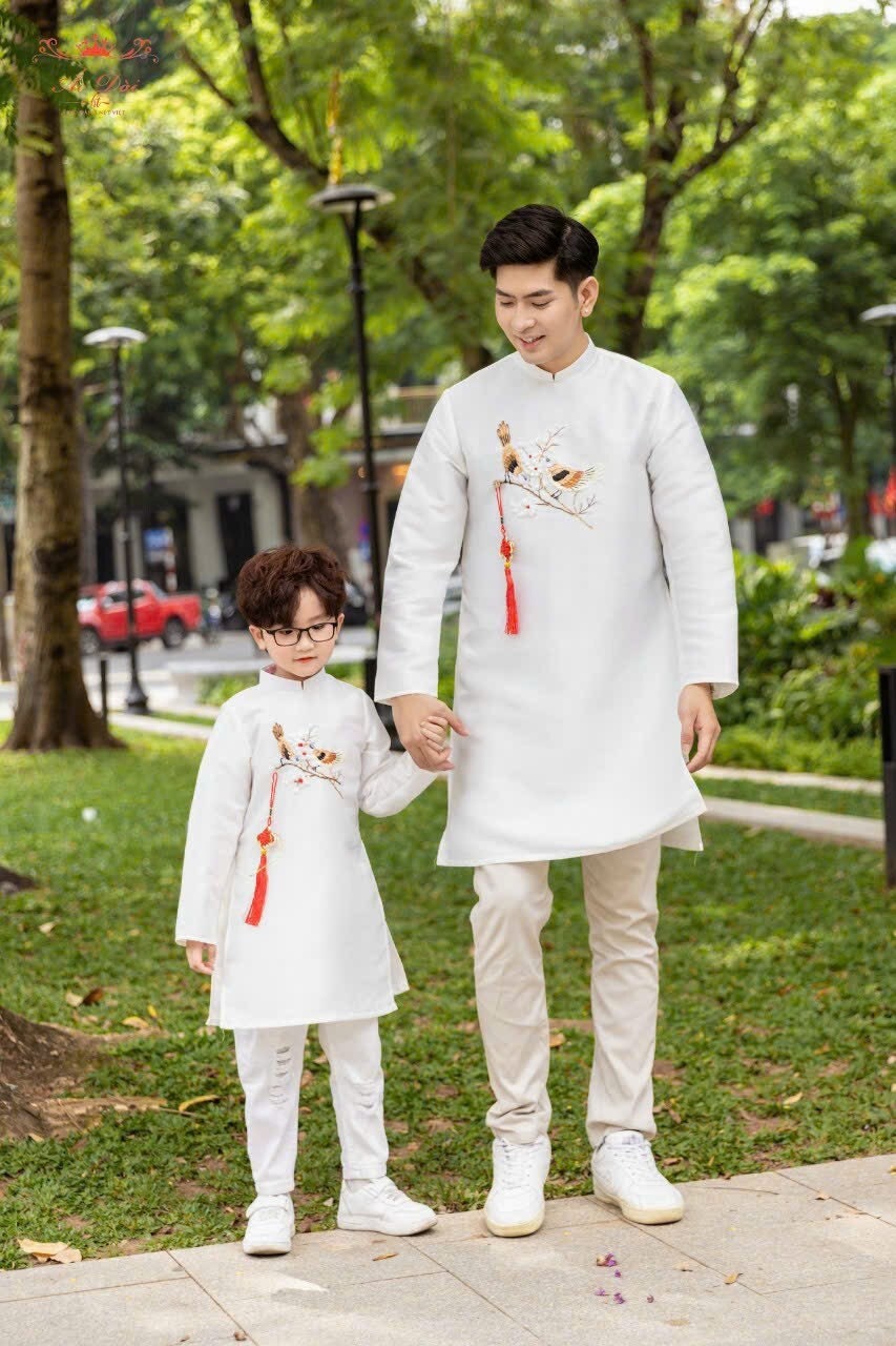 Set Family White And Pink Tafta hoa đính kết for Lunar New Year -B119