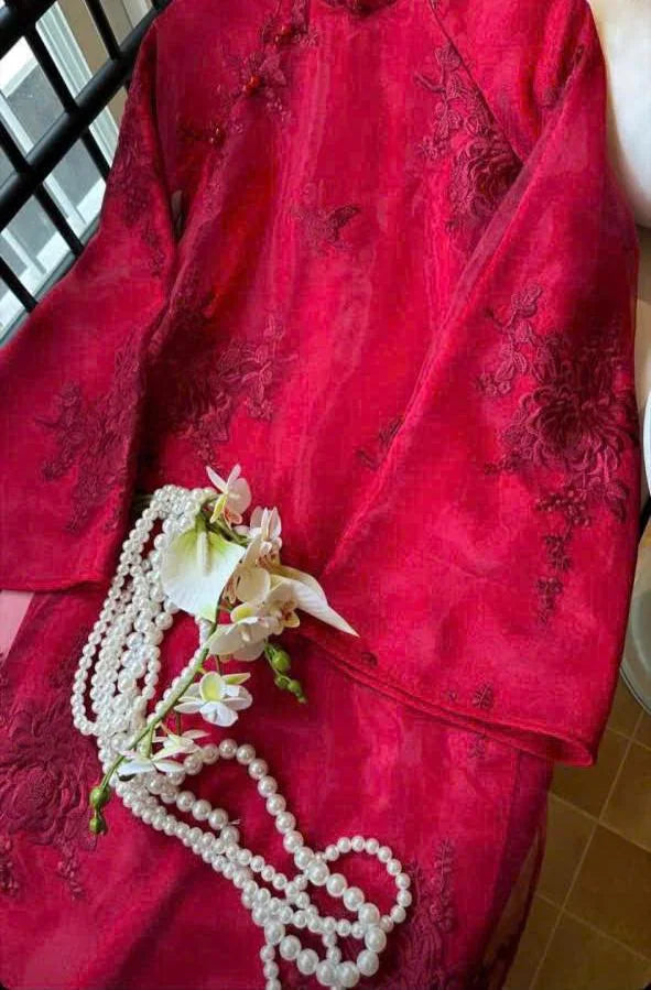 Burgundy Ao Dai Cach Tan Loose Style, Pants Included, Lunar New Year 2026, CT301