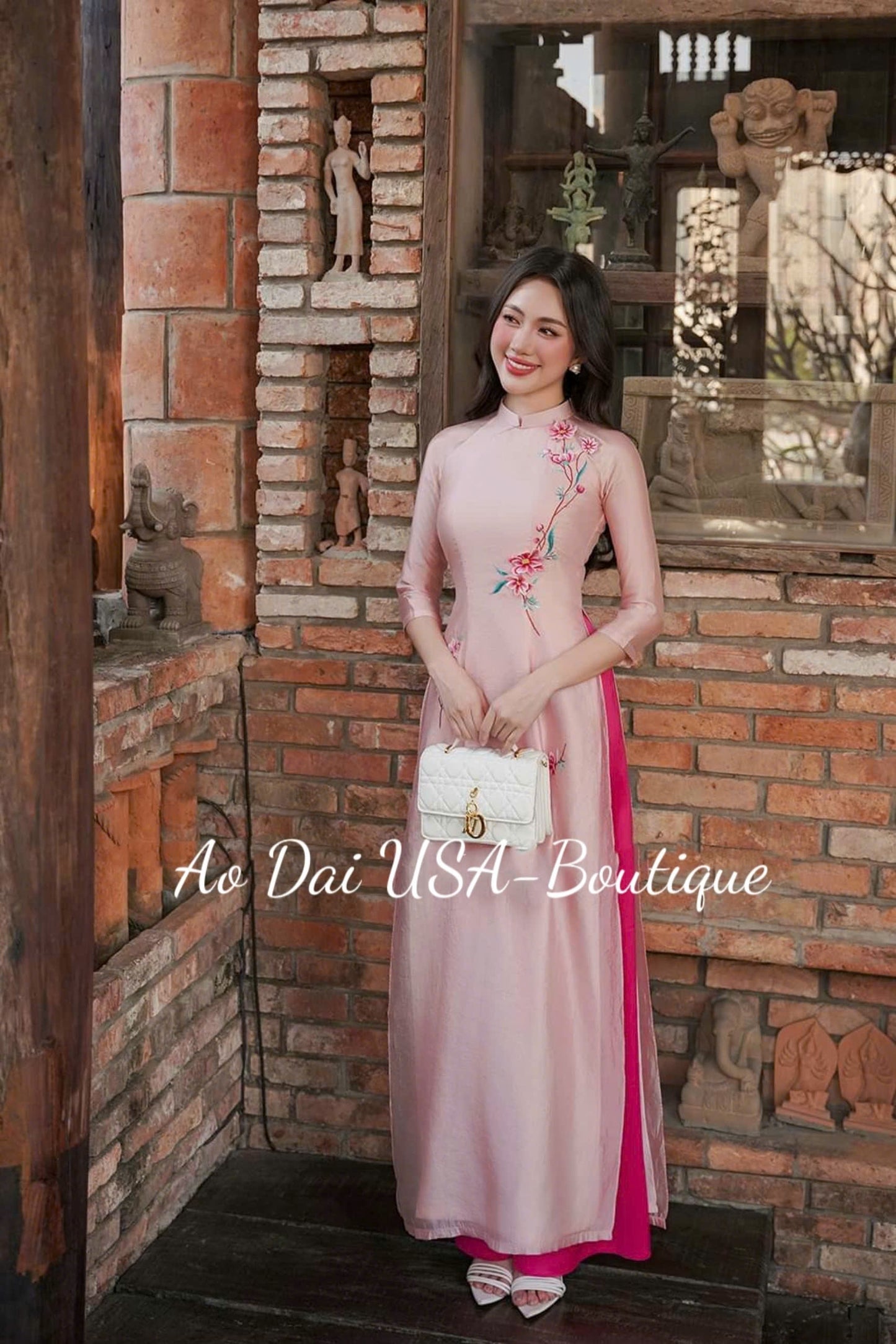 Set Ao Dai Cach Tan-Flower embroidery pink Ao Dai B301