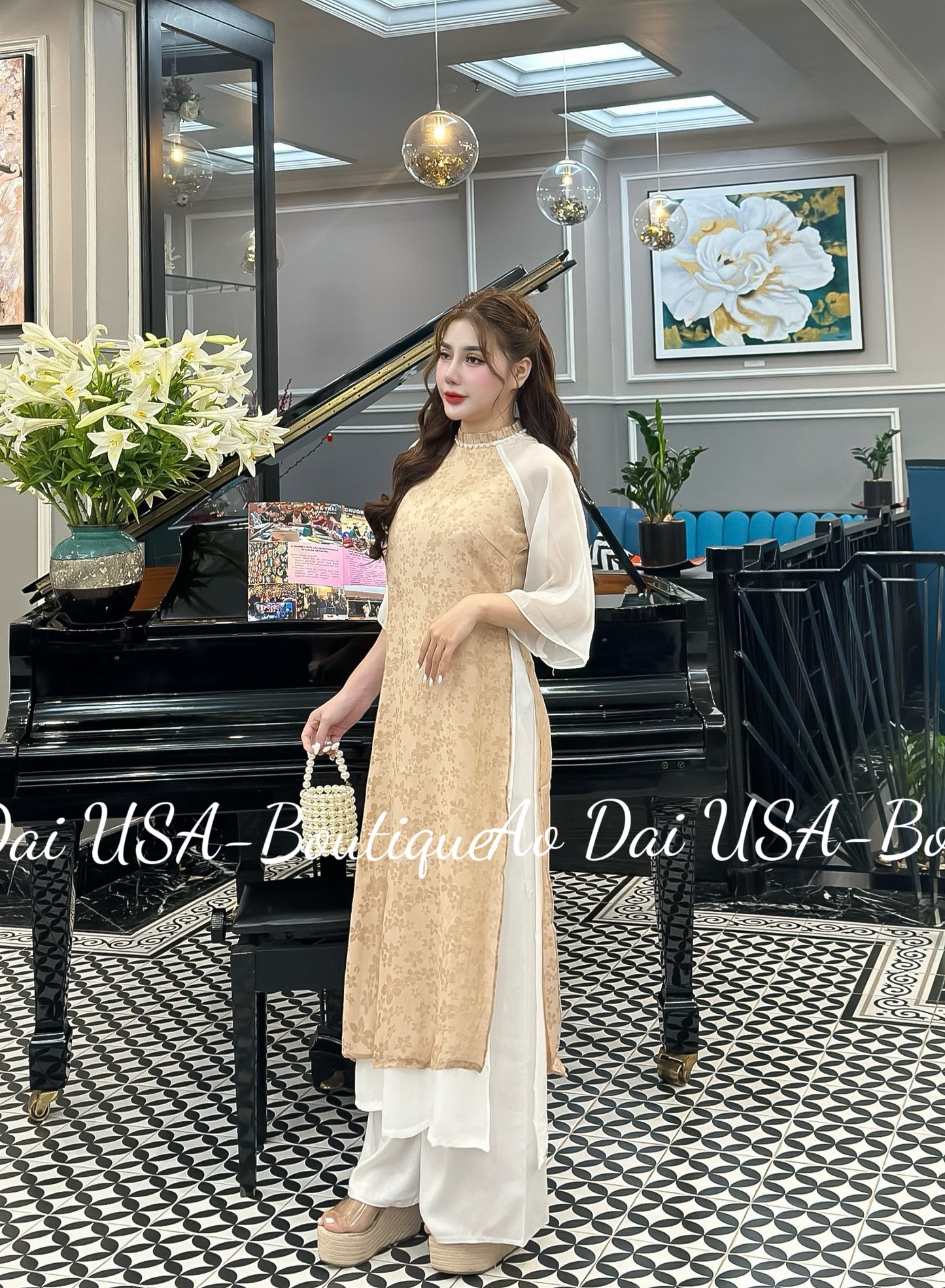 Set Ao Dai Cach Tan light Cream (Pants included) CT283
