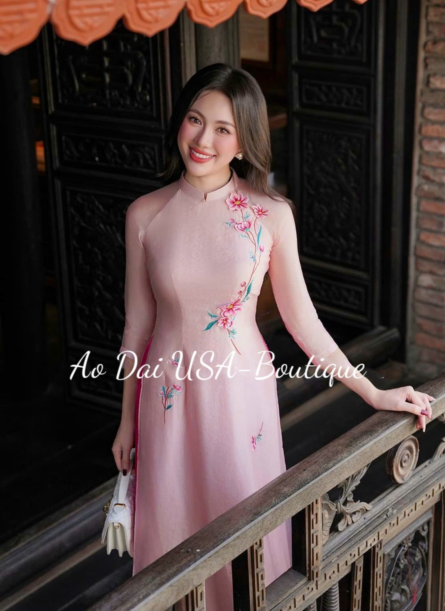 Set Ao Dai Cach Tan-Flower embroidery pink Ao Dai B301